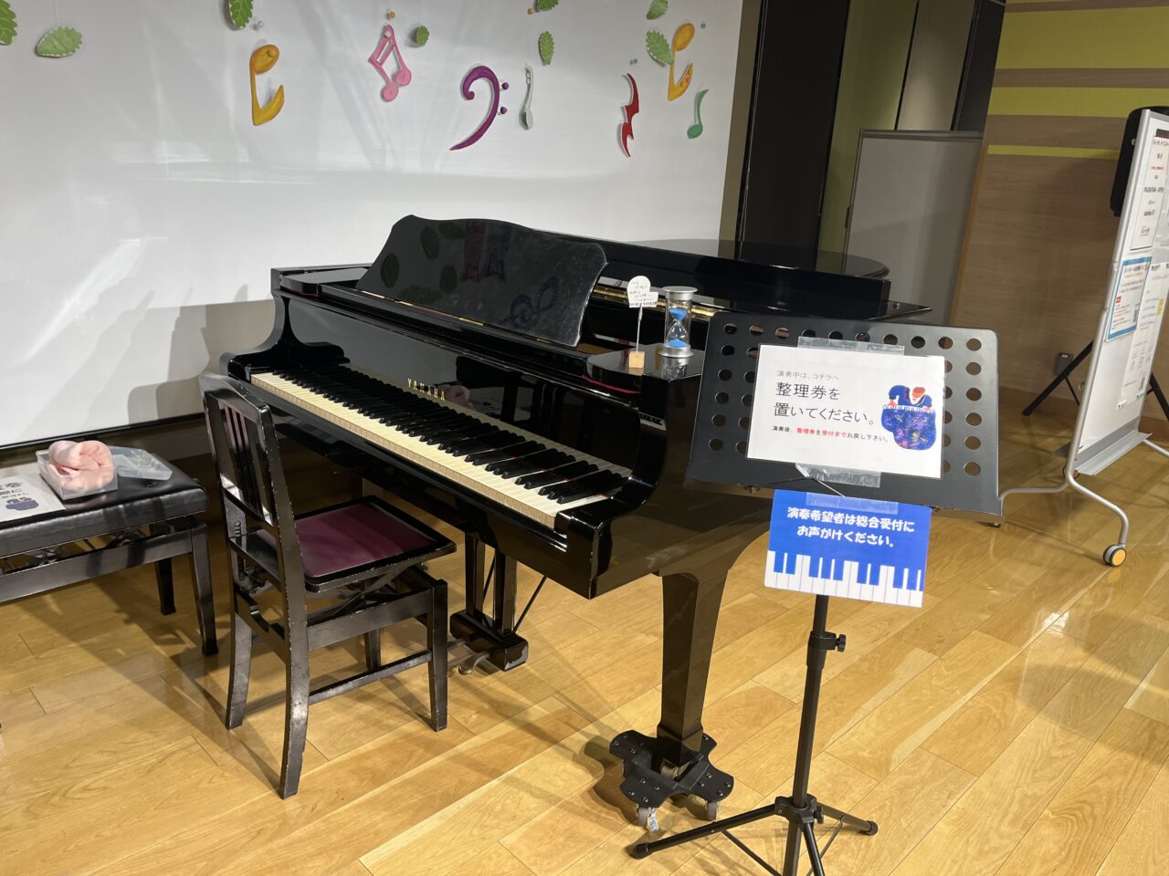 ストリートピアノ