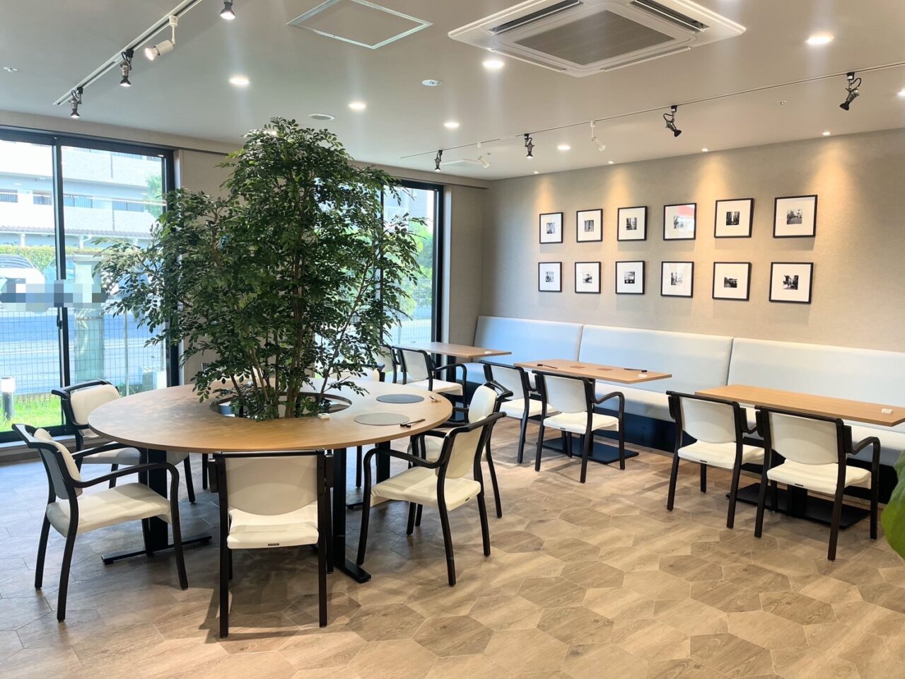 SUN restaurant
