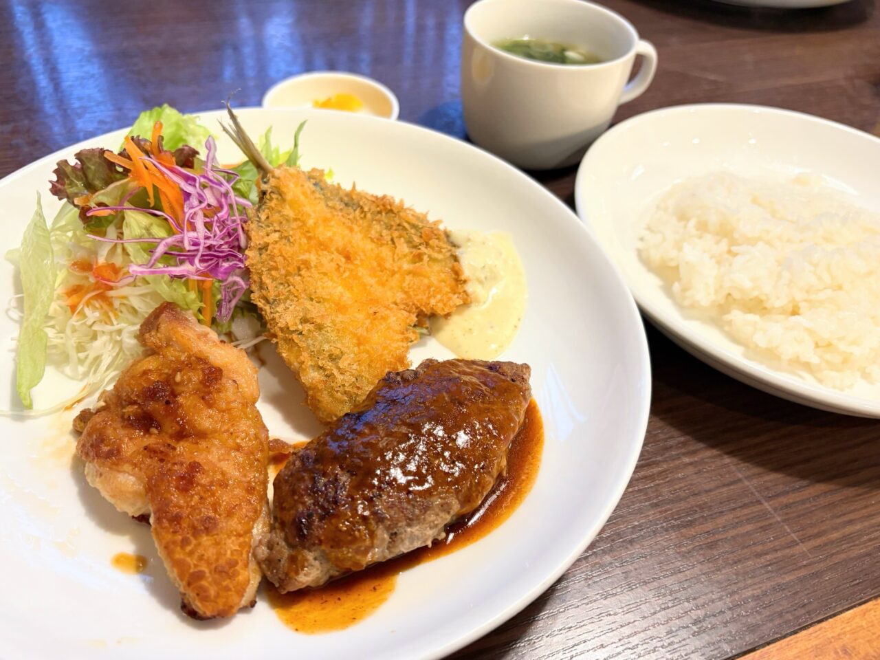 レストランカマヘイ