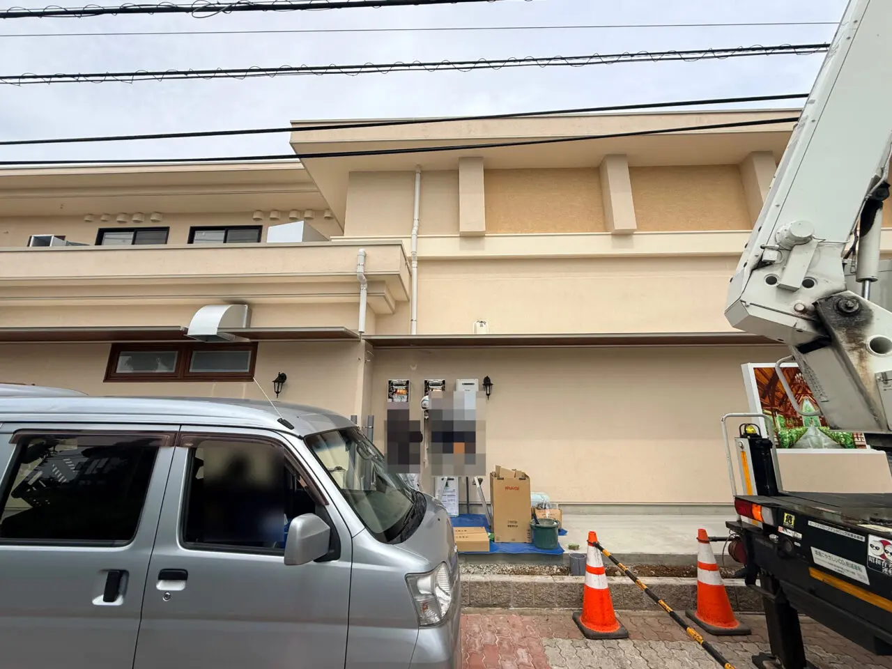 アコールローリエ電線工事中