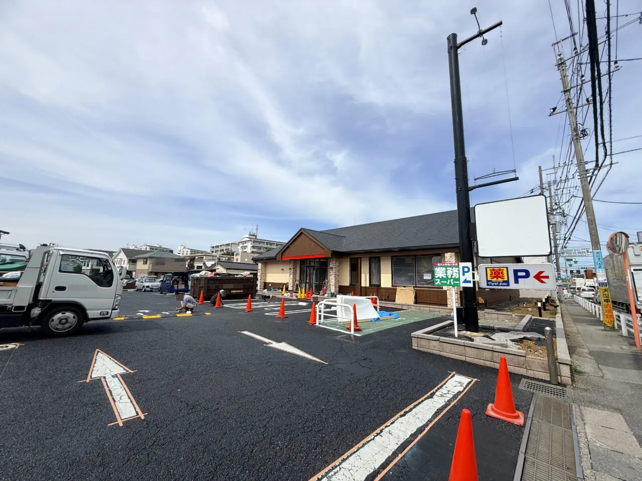高倉町珈琲光ヶ丘店立地２