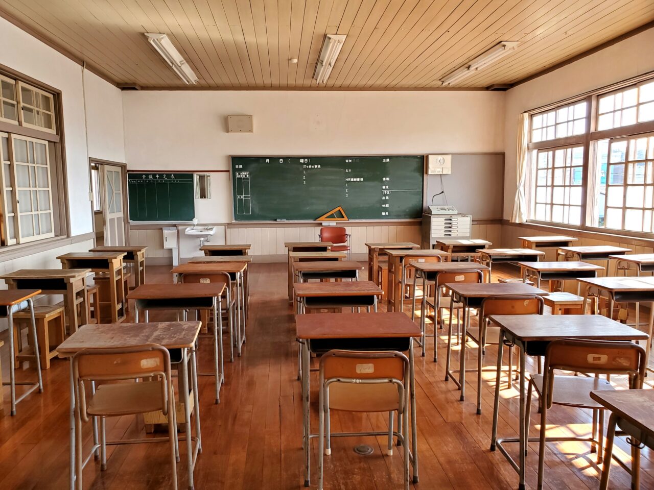 学校の教室イメージ