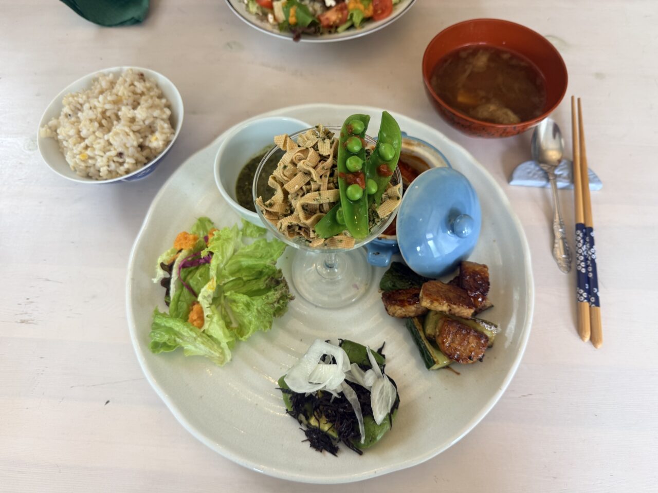 Vegetable&Fruit 古民家カフェConayaのプレート