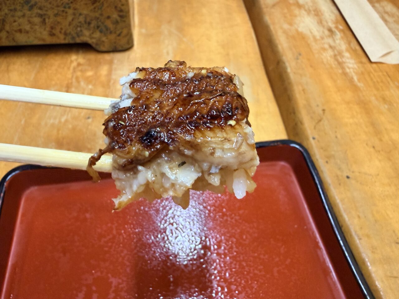 うなぎ蒲焼しんきょうのうな重大のひとくち