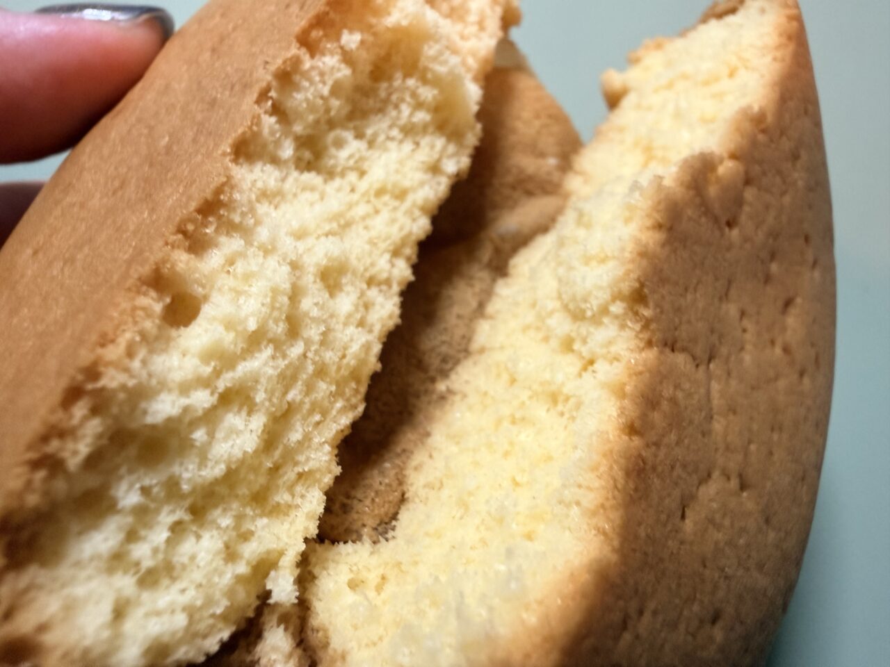 マドレーヌ割る